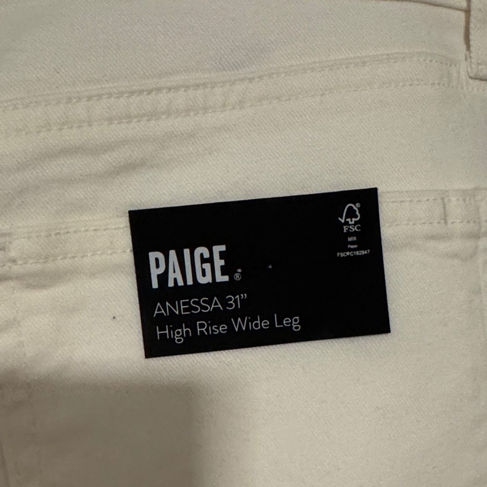Paige Aneesa 31” High Rise Wide Leg Jeans - Size 31. New with tags in tonal ecru - Picture 5 of 7
